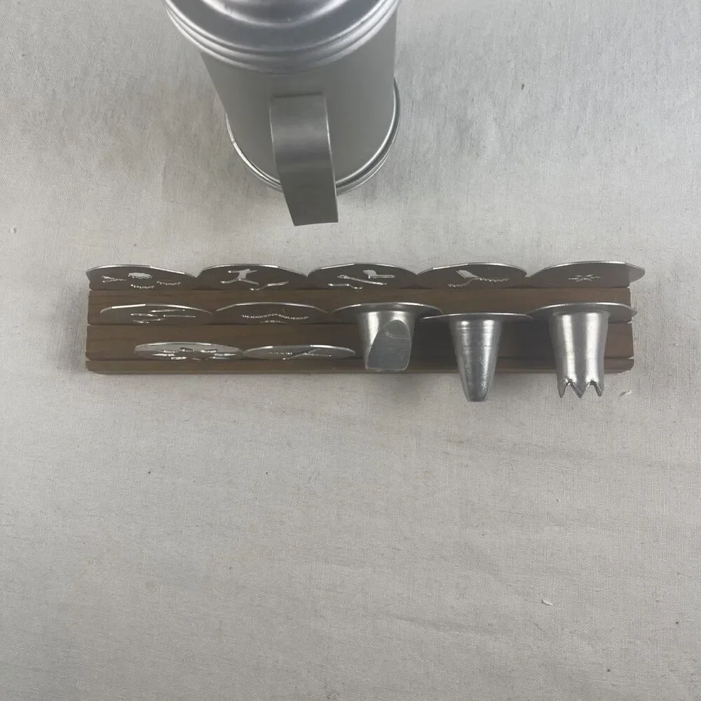 Vintage Mirro Cookie Pastry Press Set w/9 Discs 3 Tips Wooden Stand USA